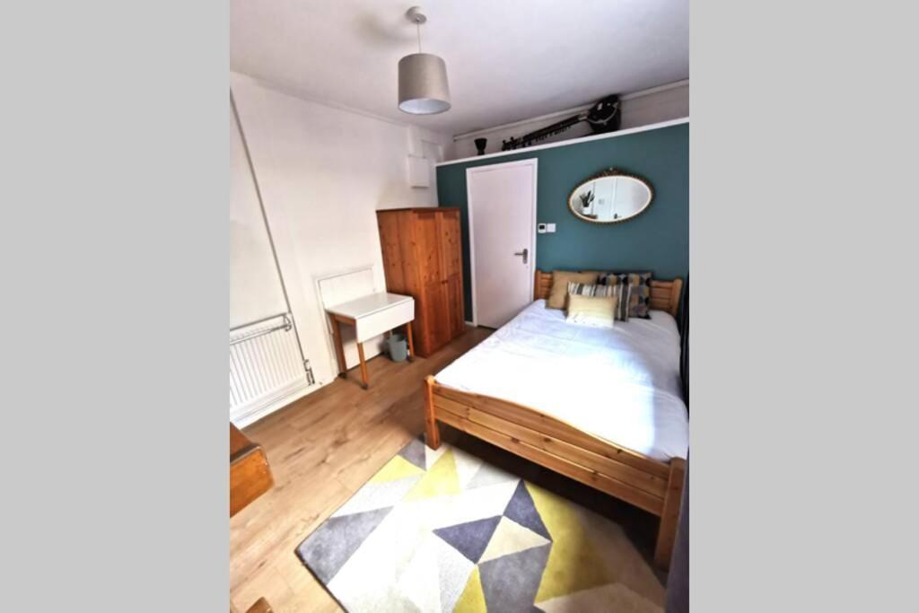 Private Comfortable Guest Suite - Nottingham Bagian luar foto